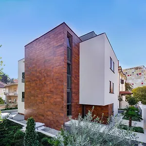 By Vestibul Palace 4* Split